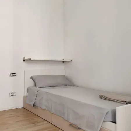 Magic Mahon Certosa District Apartament Mediolan